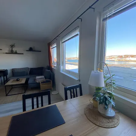Mehamn, Holmeveien 10 On Ground Floor *