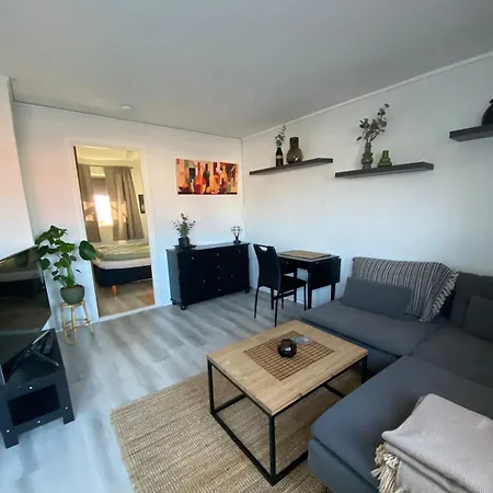 Mehamn, Holmeveien 10 On Ground Floor *